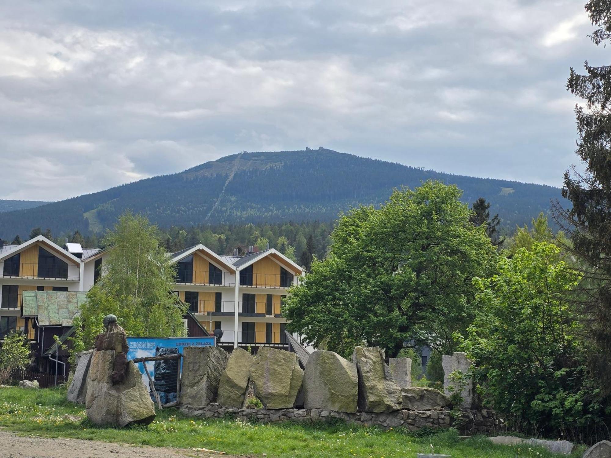 Apartament Stone Hill Z Basenem I Widokiem Na Gory 斯克拉斯卡波伦巴 外观 照片